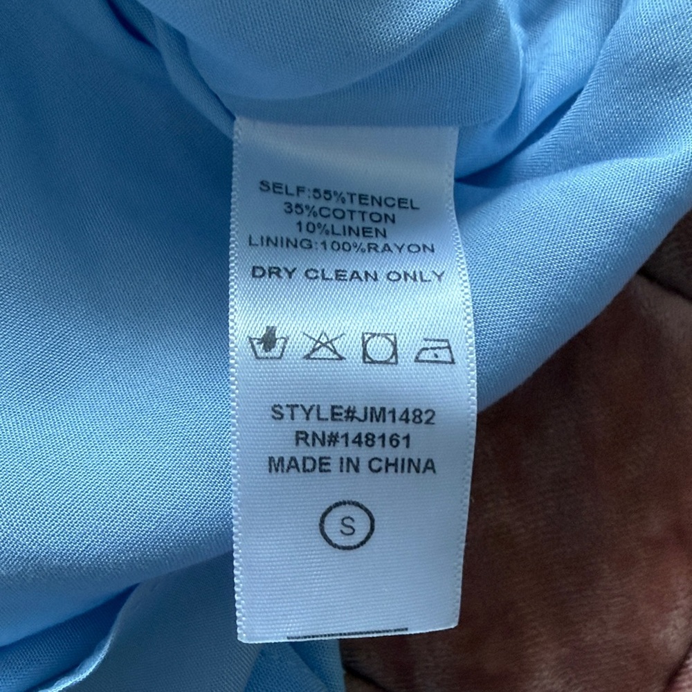 J Marie Embroidered Blue Women's Top - Picture 6 of 7